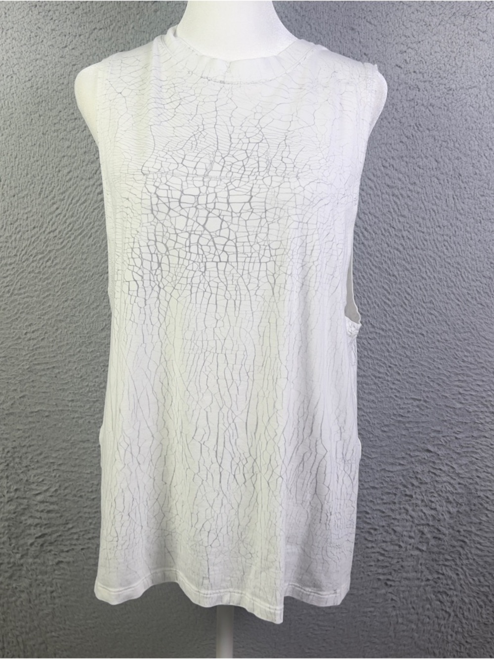 Lululemon All Yours Tank Top Womens 8 White Cracked Print Sleeveless Athletic